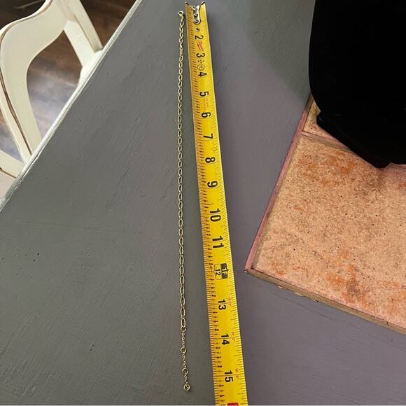 Gold tone Chainlink Necklace - Picture 5 of 7